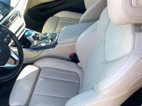 Used 2022 BMW 430i Coupe w/ Convenience Package image 10