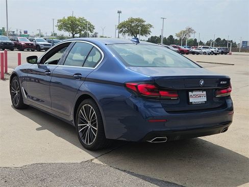Used 2023 BMW 530i w/ Premium Package image 6