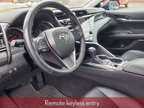 Used 2020 Toyota Camry XSE image 17
