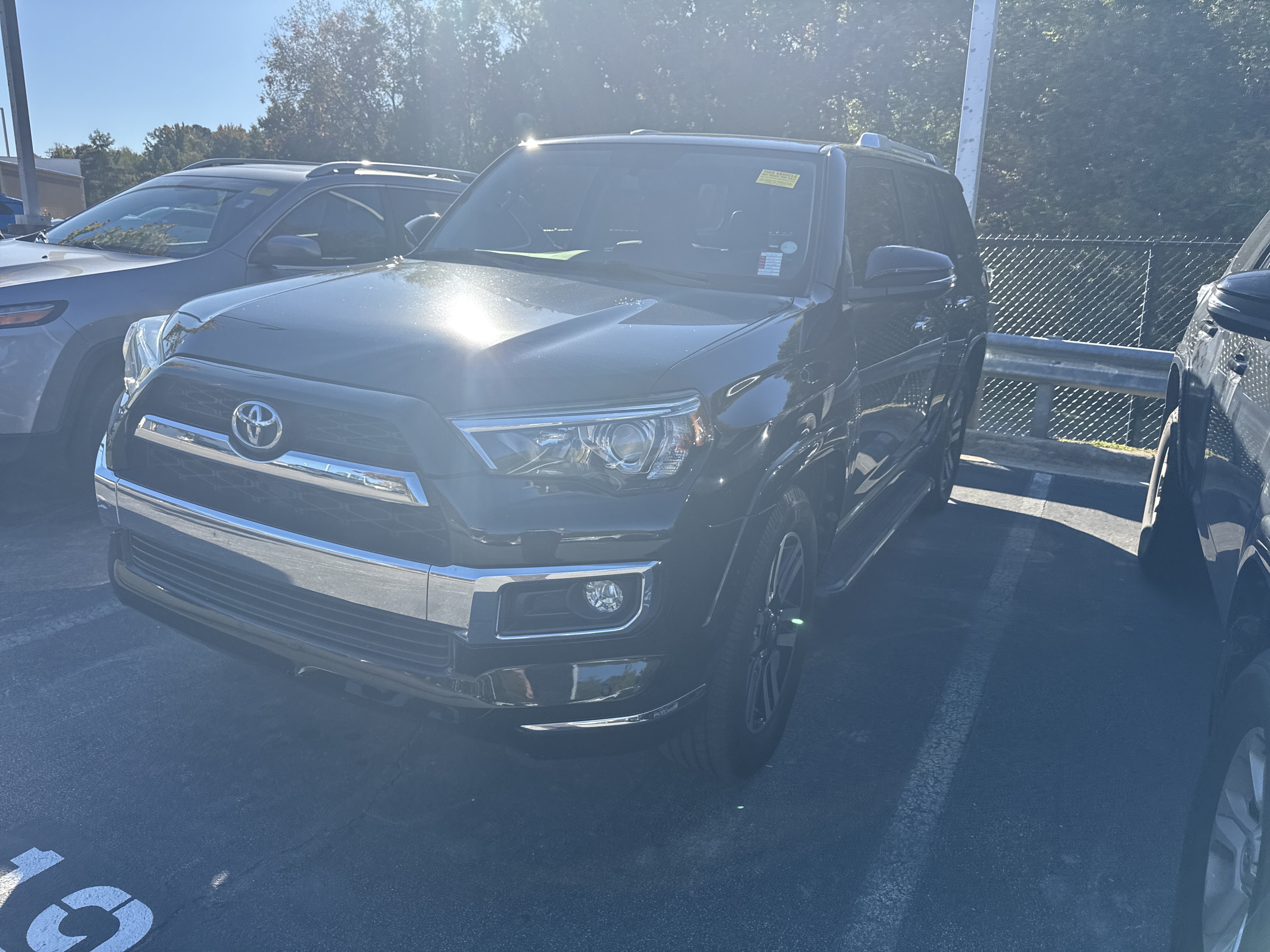 Used 2017 Toyota 4Runner Limited AWD/4WD image 2