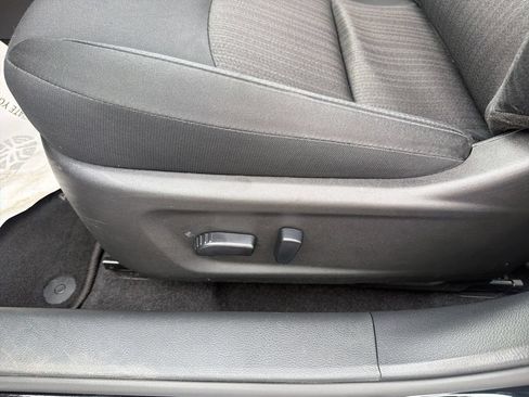 Used 2025 Nissan Altima 2.5 SV FWD image 28