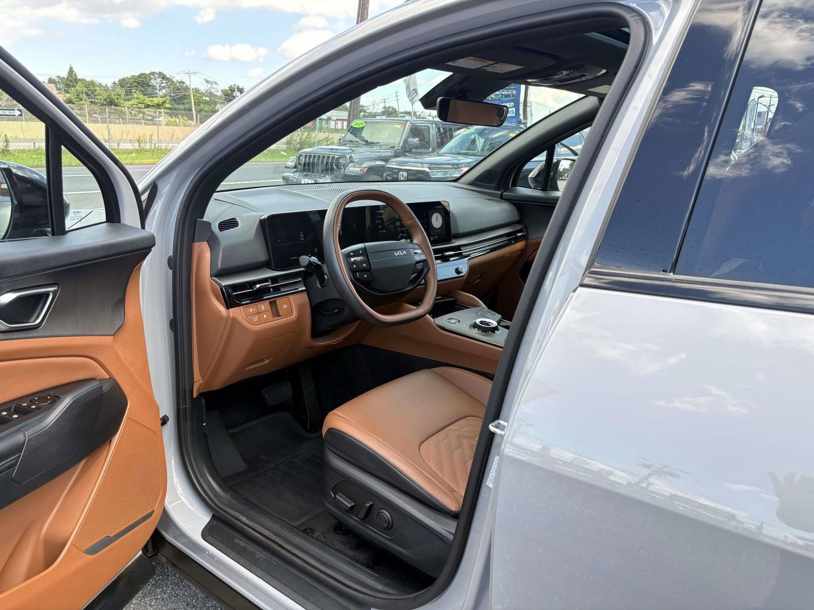 Certified 2026 Kia Sportage X-Line AWD/4WD image 12