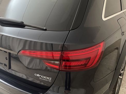 Used 2017 Audi A4 2.0T allroad Prestige w/ Prestige Package image 15