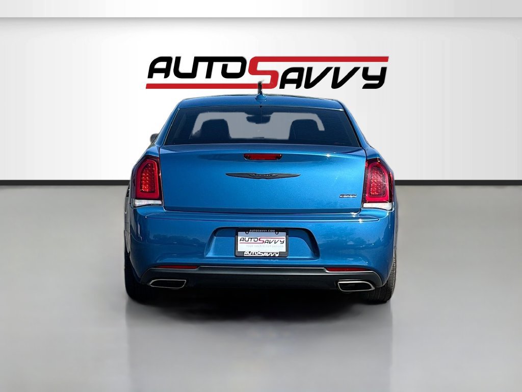 Used 2023 Chrysler 300 Touring w/ Sport Appearance Package RWD image 6