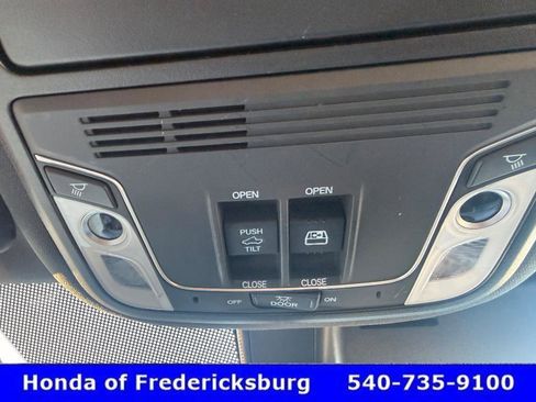 Used 2025 Honda Ridgeline Black Edition image 31