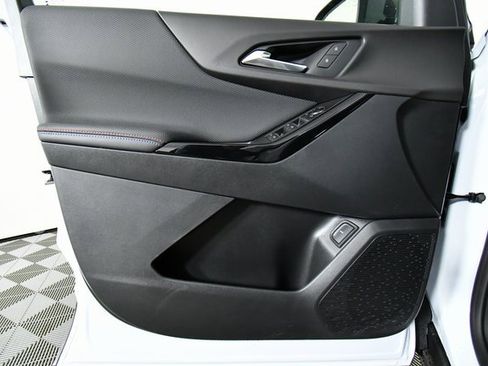 New 2026 Chevrolet Equinox RS w/ LPO, Floor Liner Package image 21