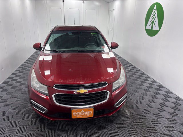 Used 2015 Chevrolet Cruze LT FWD image 2