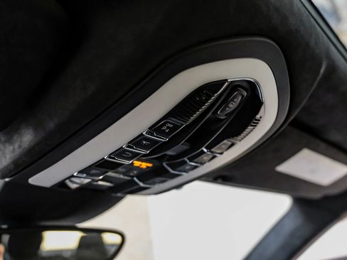 Used 2018 Porsche Cayenne GTS w/ Premium Package Plus image 23