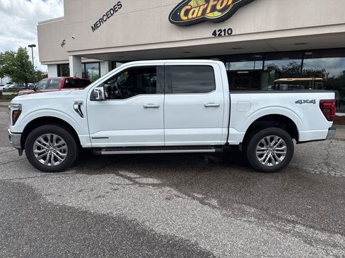 Used 2024 Ford F150 Lariat AWD/4WD image 10