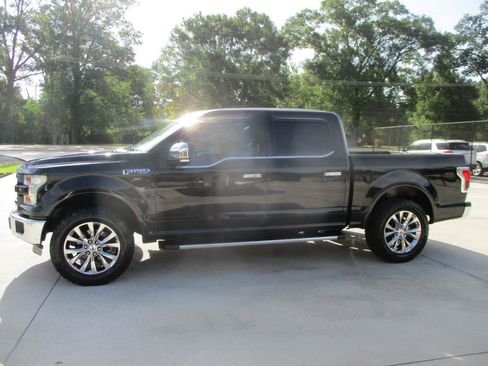 Used 2016 Ford F150 Lariat w/ Equipment Group 502A Luxury RWD image 9