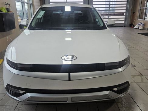 Used 2024 Hyundai Ioniq 5 SEL AWD/4WD image 2
