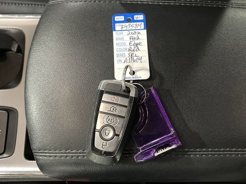Used 2022 Ford Edge SEL w/ Convenience Package image 26