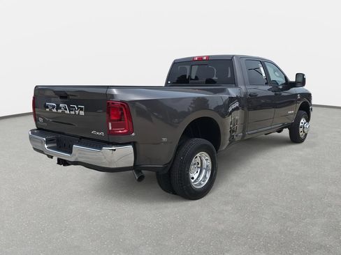 New 2026 RAM 3500 Big Horn AWD/4WD image 5