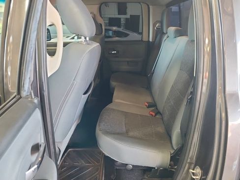 Used 2018 RAM 1500 Big Horn AWD/4WD image 11