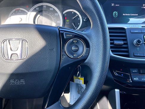 Used 2016 Honda Accord LX image 10