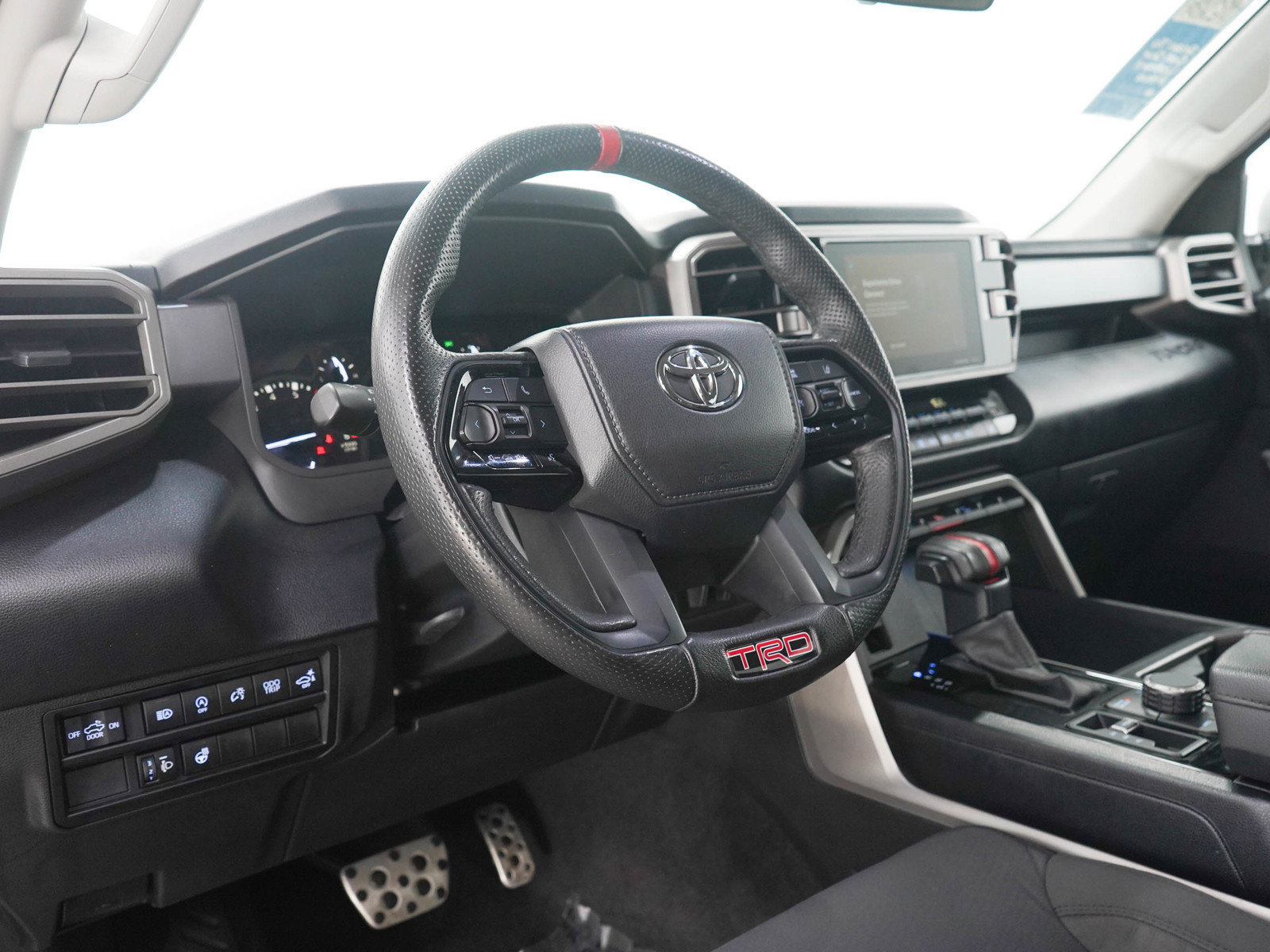 Used 2022 Toyota Tundra SR5 AWD/4WD image 24