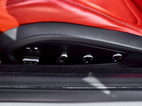 Used 2019 Ferrari GTC4Lusso image 39