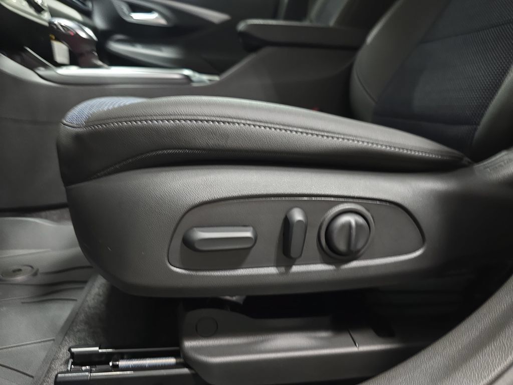 New 2026 Buick Envista Preferred w/ Convenience I Package FWD image 32