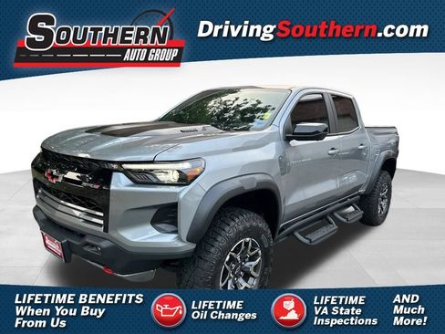 Used 2026 Chevrolet Colorado ZR2 w/ Technology Package AWD/4WD image 1