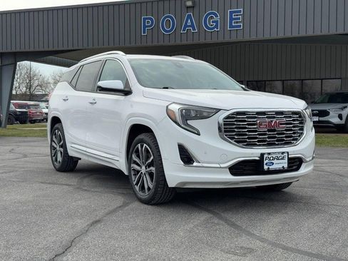 Used 2020 GMC Terrain Denali image 1