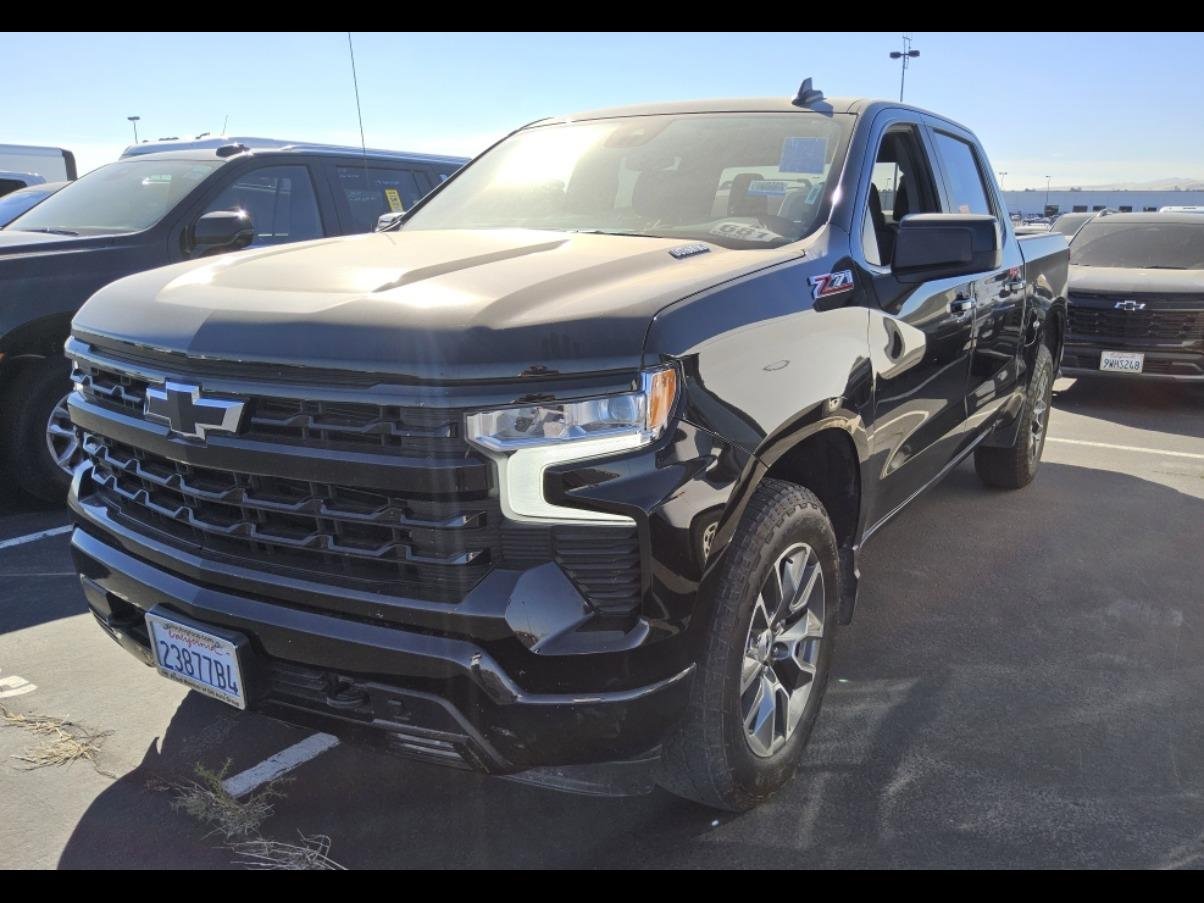 Used 2024 Chevrolet Silverado 1500 RST w/ Z71 Off-Road Package AWD/4WD image 1