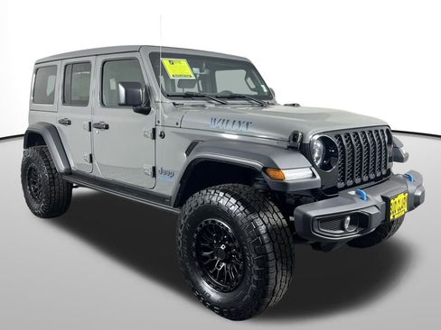 Used 2023 Jeep Wrangler Unlimited w/ Sun & Screen Package image 3