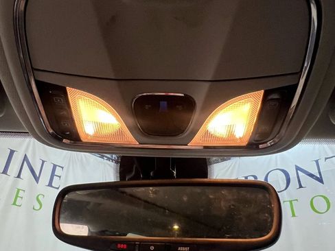 Used 2019 Jeep Cherokee Limited image 19