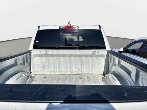 Used 2025 RAM 1500 Laramie AWD/4WD image 18