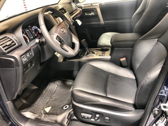 Used 2020 Toyota 4Runner Limited AWD/4WD image 13