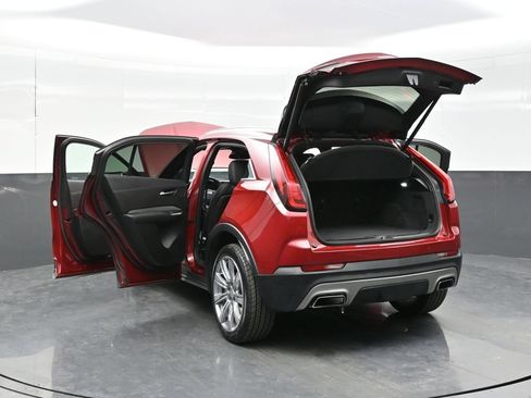 Used 2019 Cadillac XT4 Premium Luxury AWD/4WD image 45