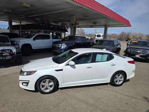 Used 2015 Kia Optima LX image 1