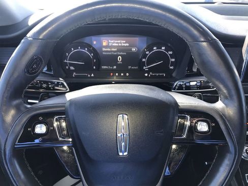 Used 2022 Lincoln Corsair AWD w/ Premium Package image 14