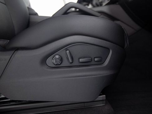 New 2026 Porsche Cayenne image 36