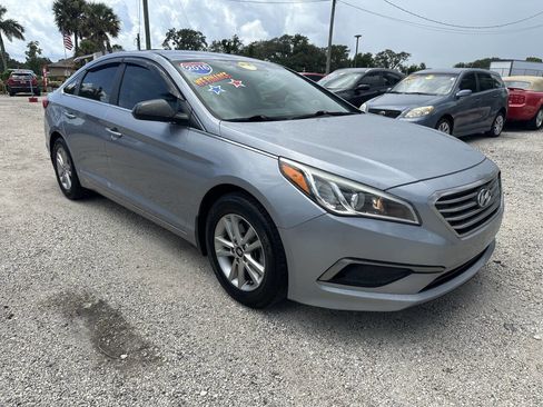Used 2016 Hyundai Sonata SE image 4