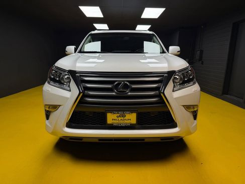 Used 2014 Lexus GX 460 w/ Premium Package image 2