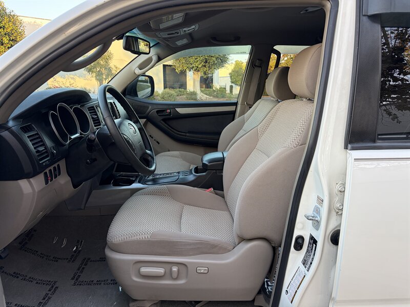 Used 2007 Toyota 4Runner SR5 RWD image 16