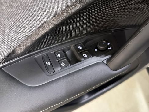 New 2026 Volkswagen Tiguan S AWD/4WD image 18