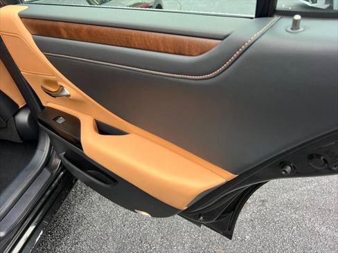 Certified 2025 Lexus ES 350 w/ Premium Package FWD image 16