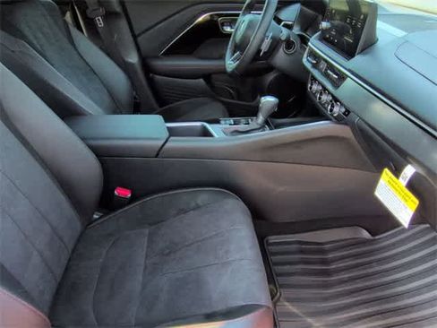 Certified 2025 Acura ADX A-Spec image 24