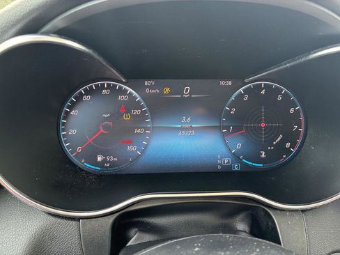 Certified 2021 Mercedes-Benz GLC 300 4MATIC w/ Premium Package image 10