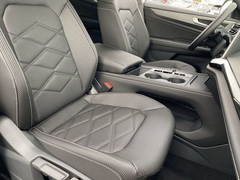 New 2026 Volkswagen Atlas Cross Sport SE FWD image 7