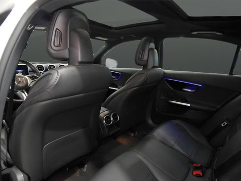 Used 2024 Mercedes-Benz C 300 4MATIC Sedan image 33