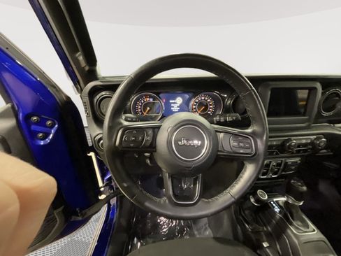 Used 2020 Jeep Wrangler Unlimited Sport image 21