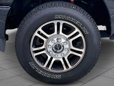 Used 2014 Ford F350 Platinum image 10