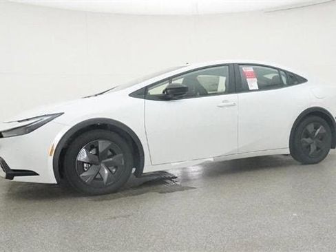 New 2025 Toyota Prius Plug-In Hybrid FWD image 51