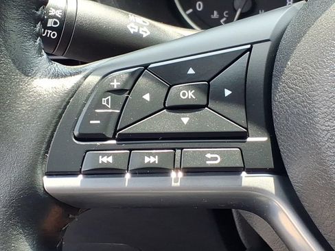 Used 2023 Nissan Sentra SV w/ All-Weather Package FWD image 12