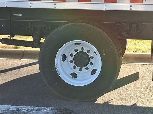 Used 2023 Ford F650 2WD Regular Cab Super Duty image 8