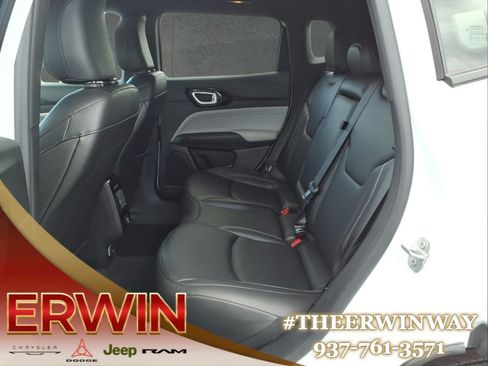Certified 2025 Jeep Compass Limited AWD/4WD image 25
