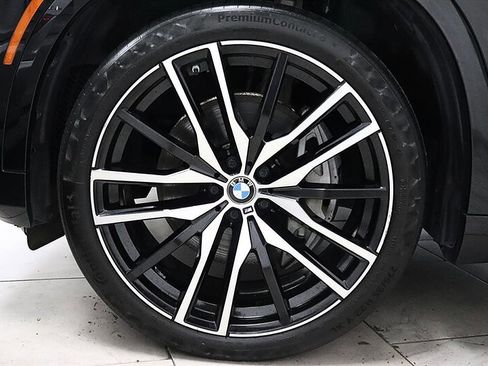 Used 2019 BMW X5 xDrive50i w/ M Sport Package AWD/4WD image 70