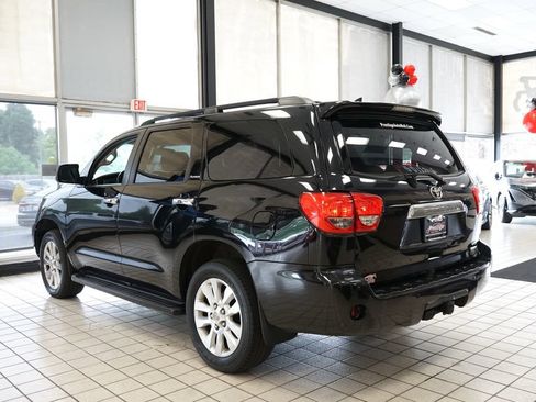 Used 2011 Toyota Sequoia Platinum AWD/4WD image 5